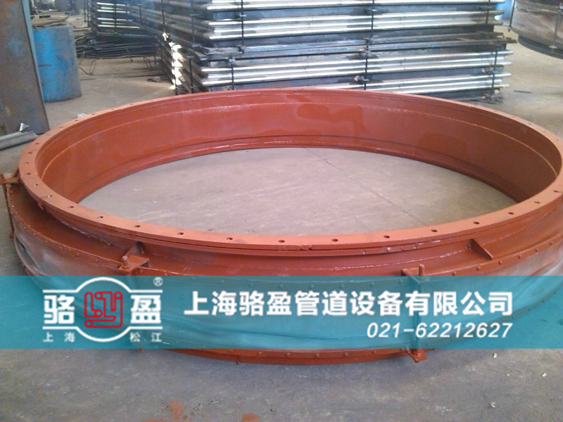 非金屬<a href=http://www.duobaoer.cn target=_blank class=infotextkey>補(bǔ)償器</a>附加限位裝置