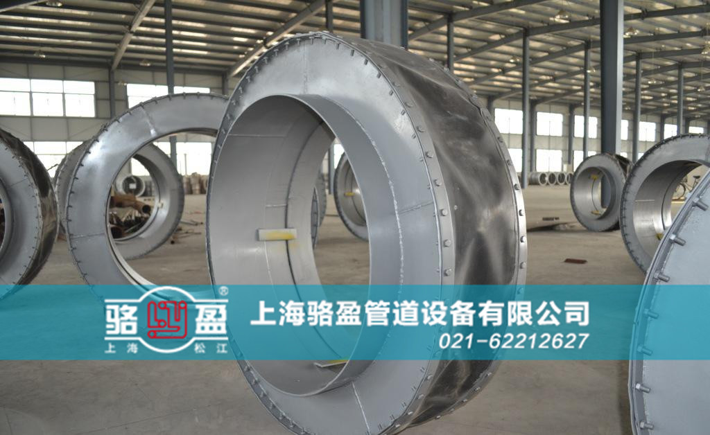<a href=http://www.duobaoer.cn target=_blank class=infotextkey>非金屬補(bǔ)償器</a>生產(chǎn)車間